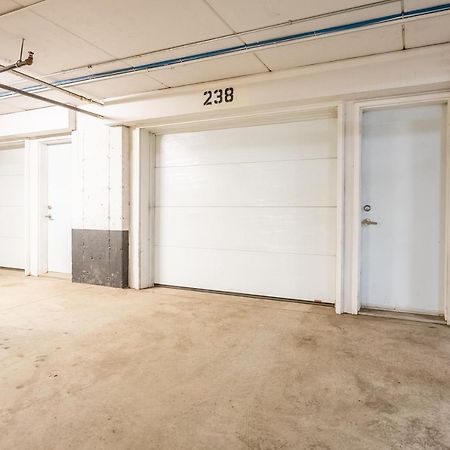 Globalstay Exclusive 4 Bedroom Townhouse In Downtown Toronto With Parking Buitenkant foto